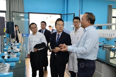 勠力同心 共贏美好未來(lái)——株洲飛鹿與巴德富集團(tuán)深化信息技術(shù)咨詢服務(wù)合作